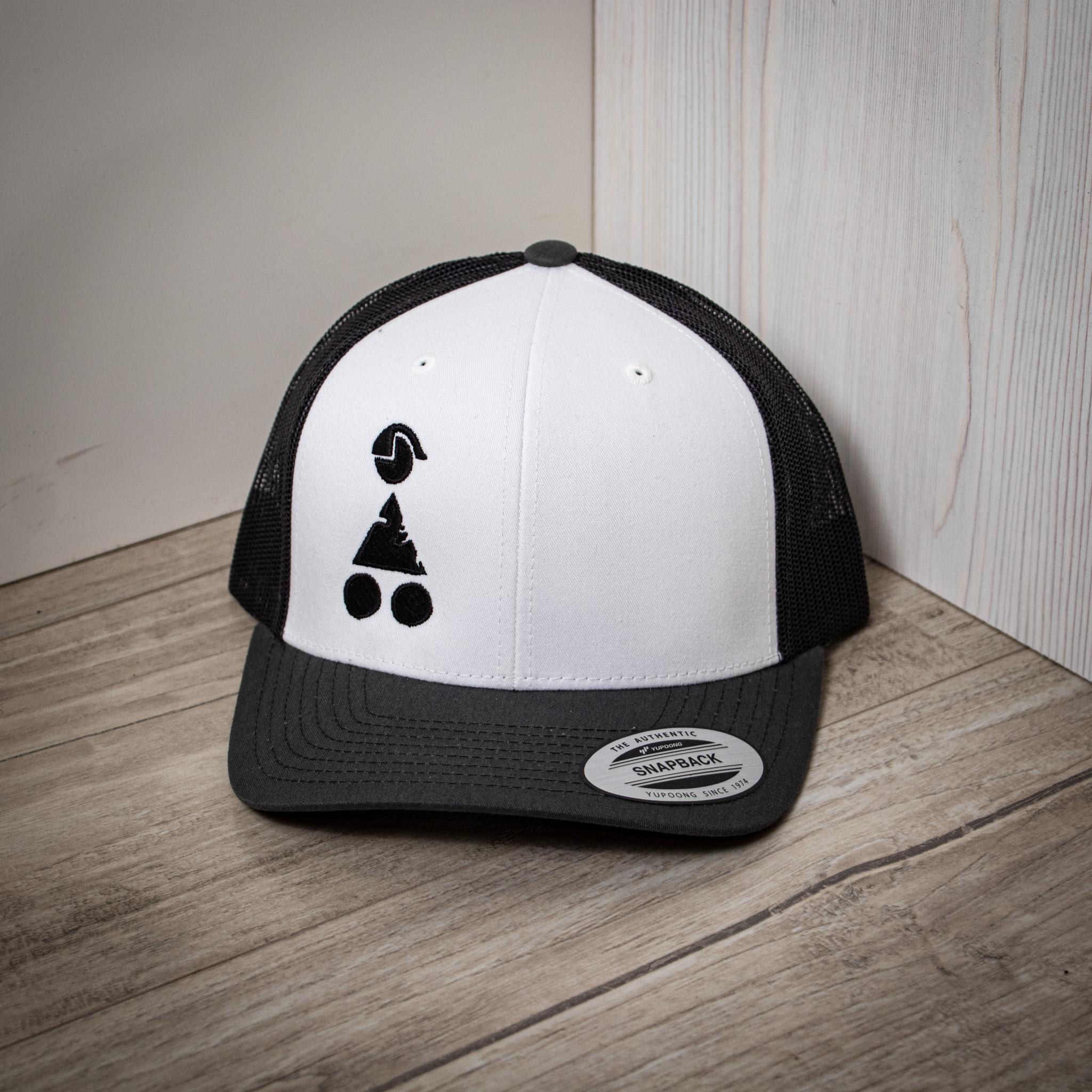 Trucker Cap 'MTB Challenge' – Zwart/Wit | Challenge